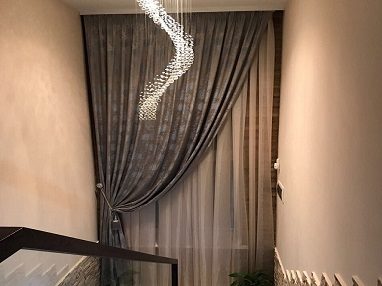Шторы для лестниц, балконов, ванных